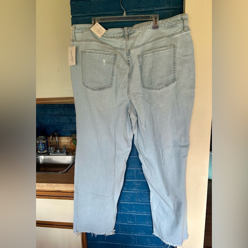 Universal Thread High Rise‎ Blue Jeans - Picture 4 of 12